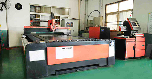 Metal laser cutting machine